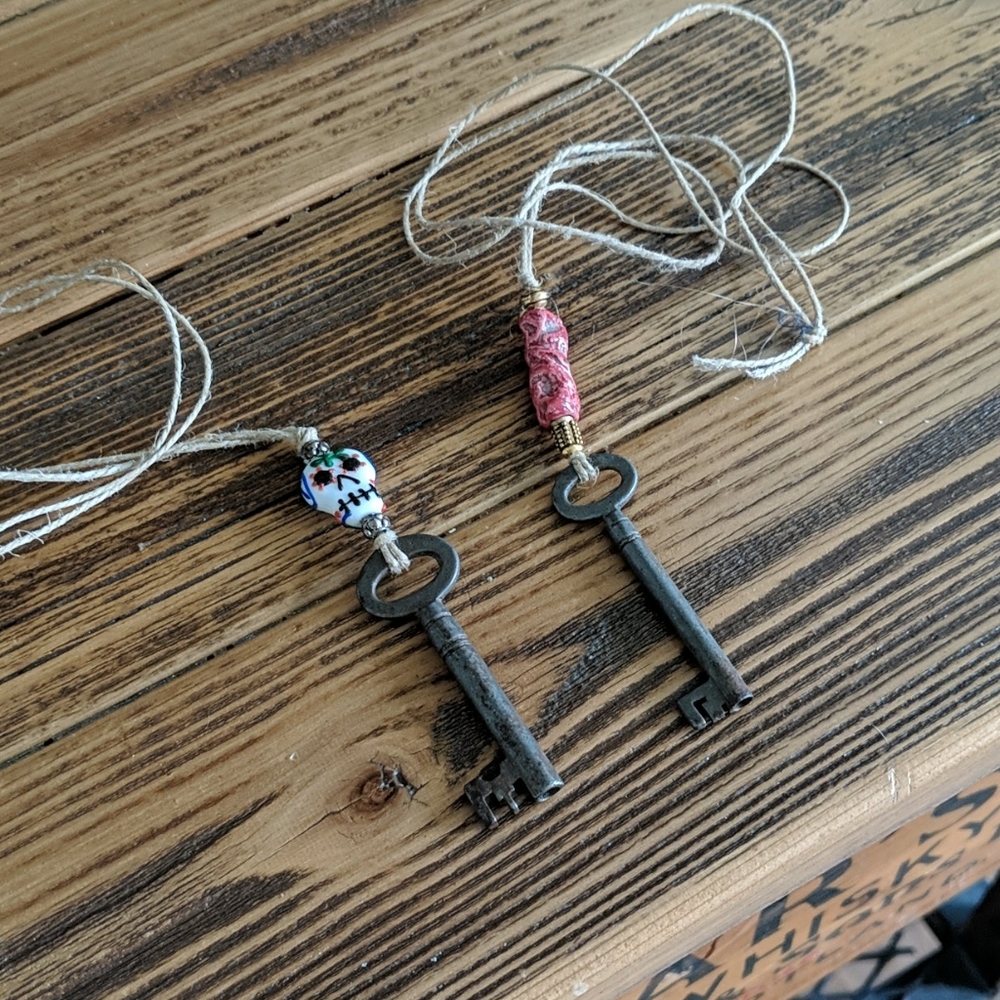 Key Necklace - Picture 3 of 3